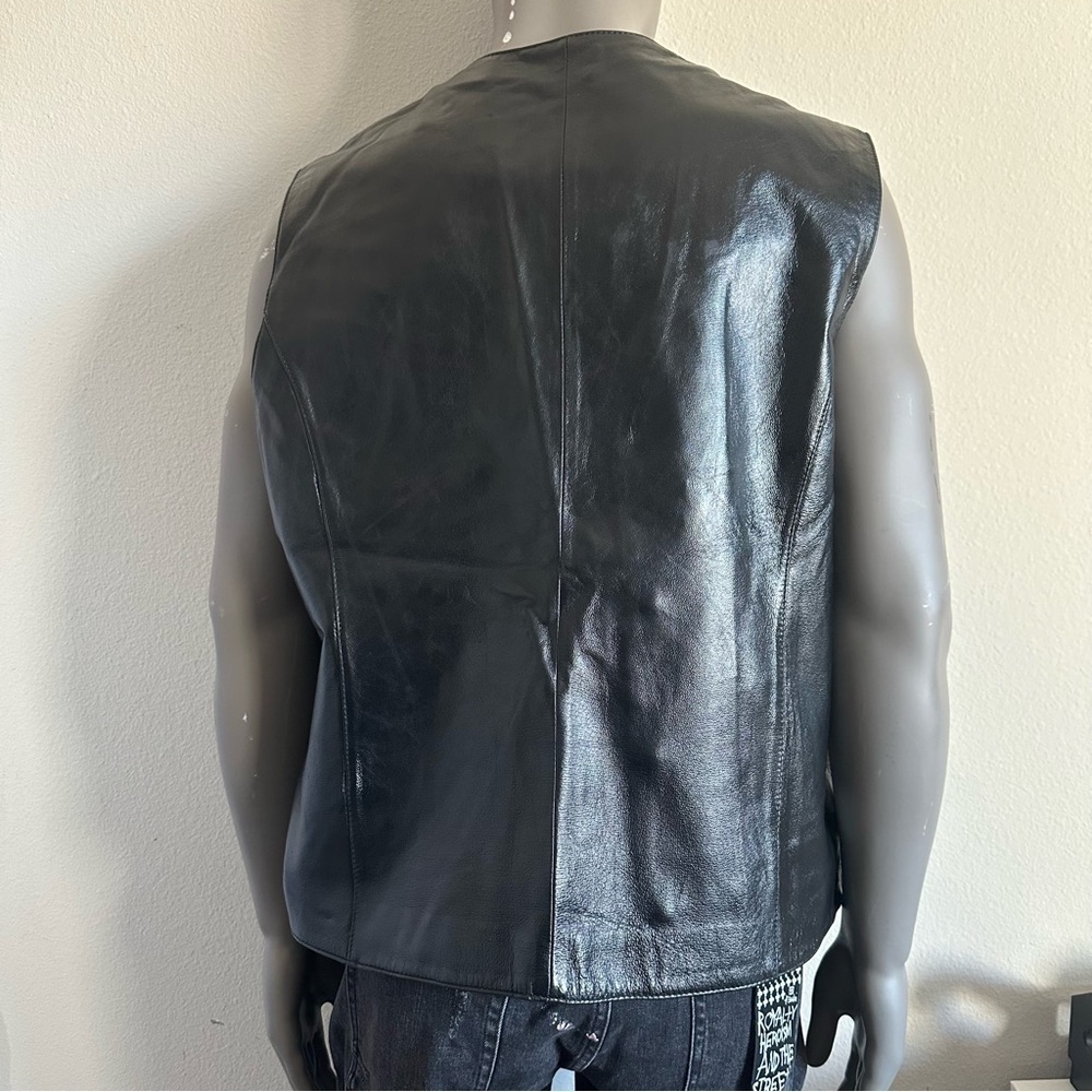 Canda men’s leather vest - Picture 9 of 11